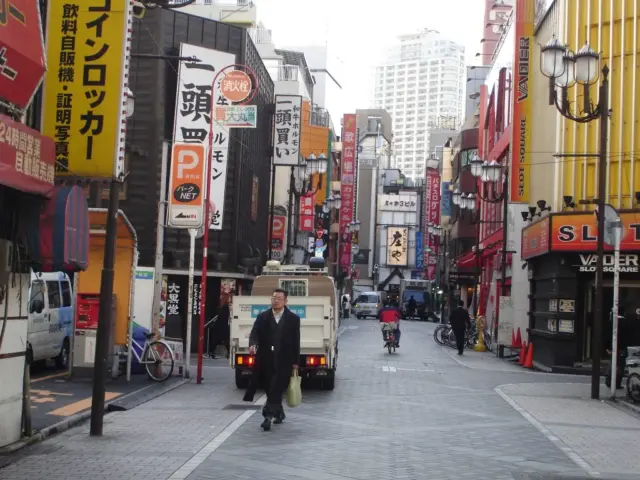 Tokyo_street_6